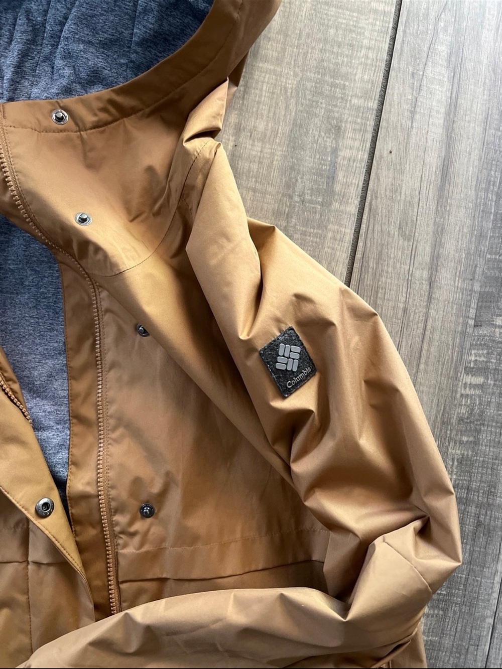 Columbia Helvetia Waterproof Jacket - Picture 3 of 7